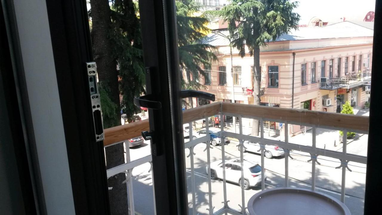 Tengiz'S Apartment On Gorgiladze Batumi Luaran gambar